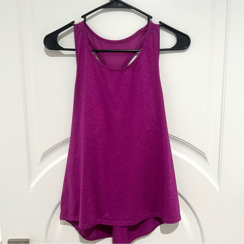 Avia Top. Performance Tank top. Fuchsia